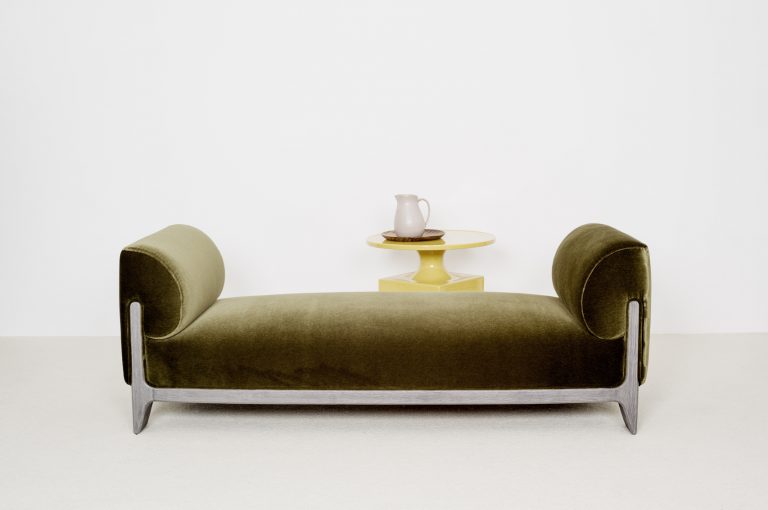 CHRISTOPHE DELCOURTBOB LIT DE JOUR多人沙发