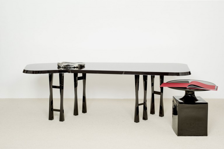 TABLES-TWI Table长餐桌