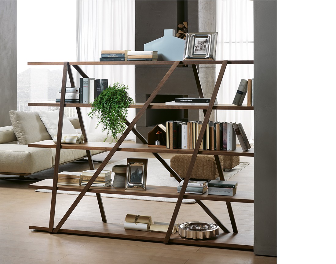 Pacini CappelliniTres 书柜