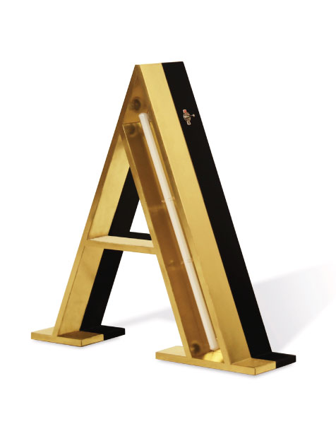 DELIGHTFULLLETTER A GRAPHIC台灯